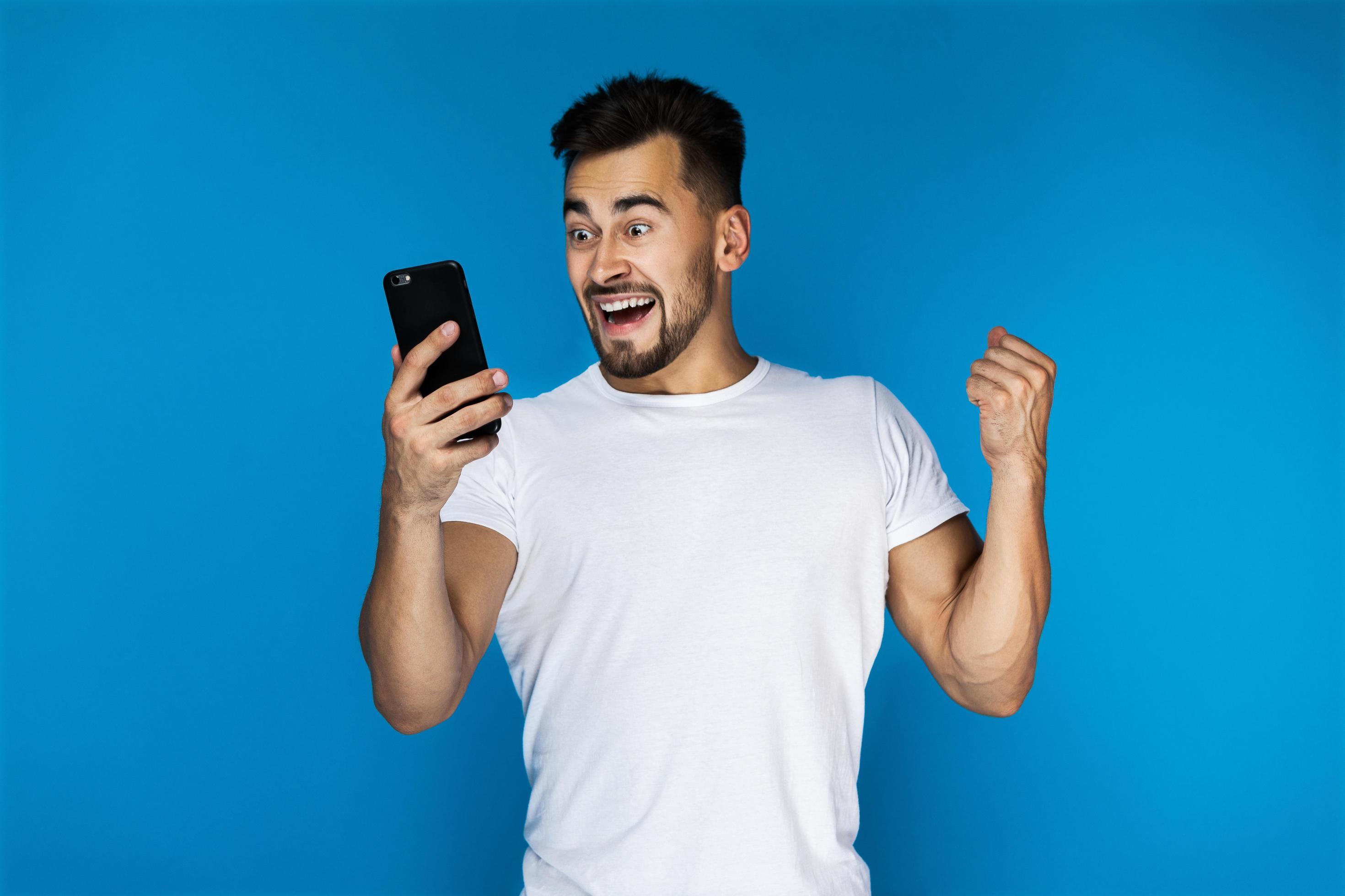 Navigating Global Networks: The Simplicity of International Mobile Recharge.